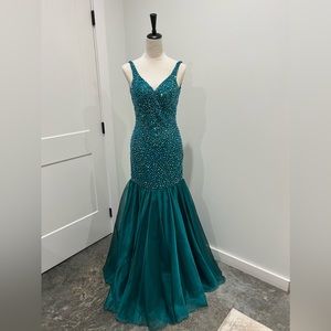 Sherri Hill Formal dress